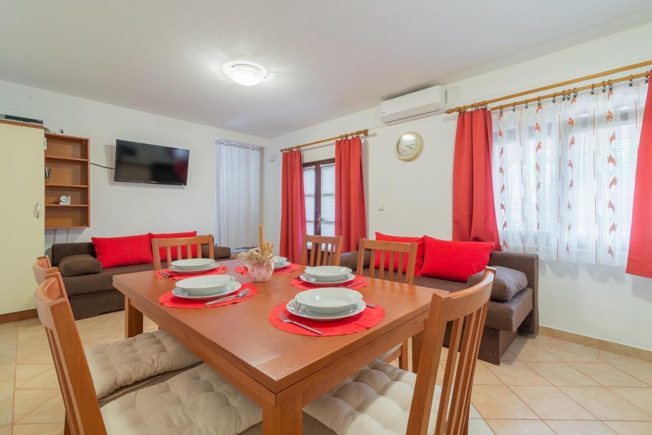 Apartments Puskaric Вир Экстерьер фото