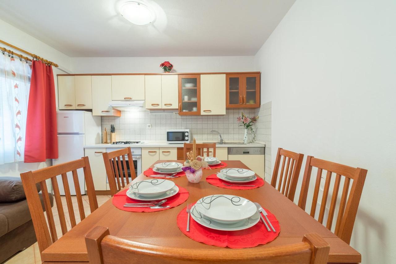 Apartments Puskaric Вир Экстерьер фото