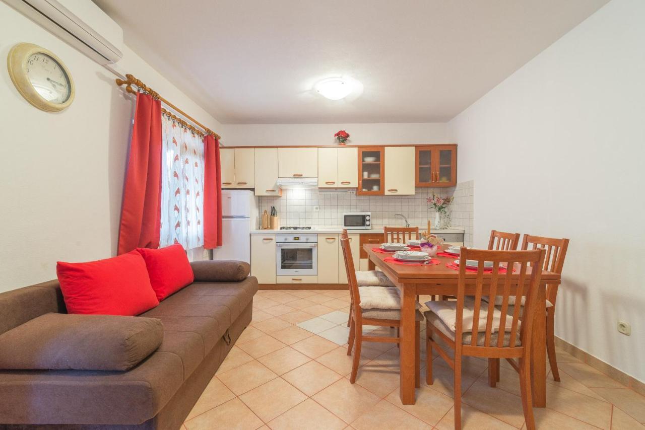 Apartments Puskaric Вир Экстерьер фото