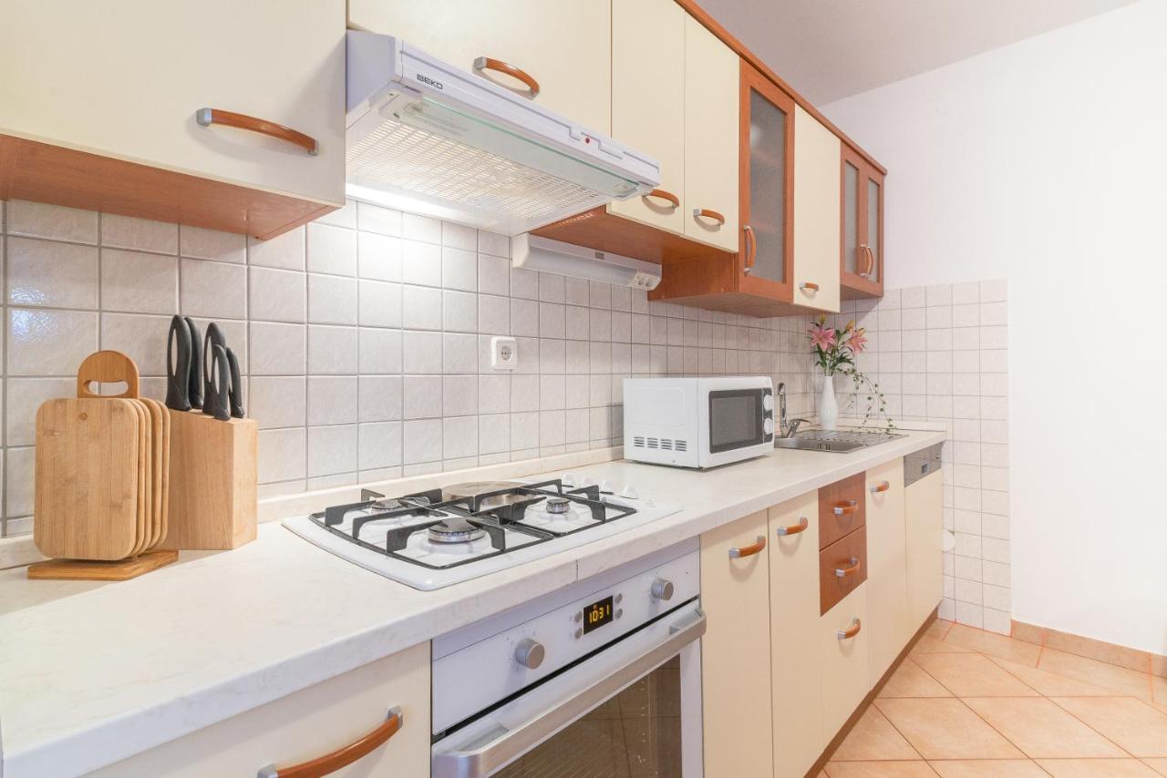 Apartments Puskaric Вир Экстерьер фото