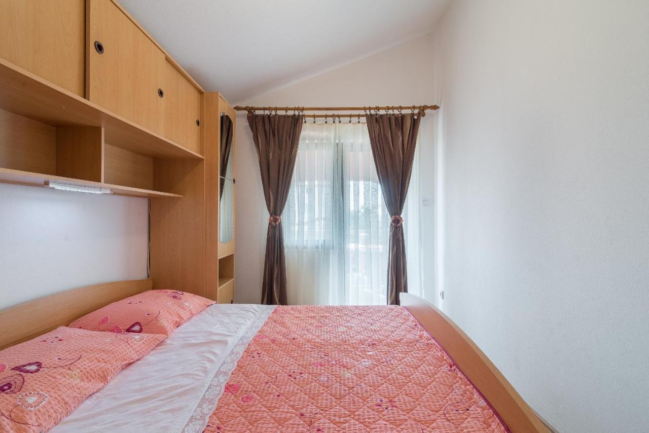 Apartments Puskaric Вир Экстерьер фото