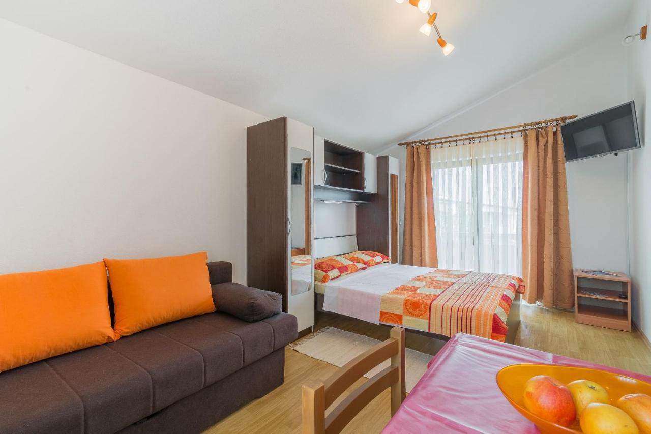 Apartments Puskaric Вир Экстерьер фото