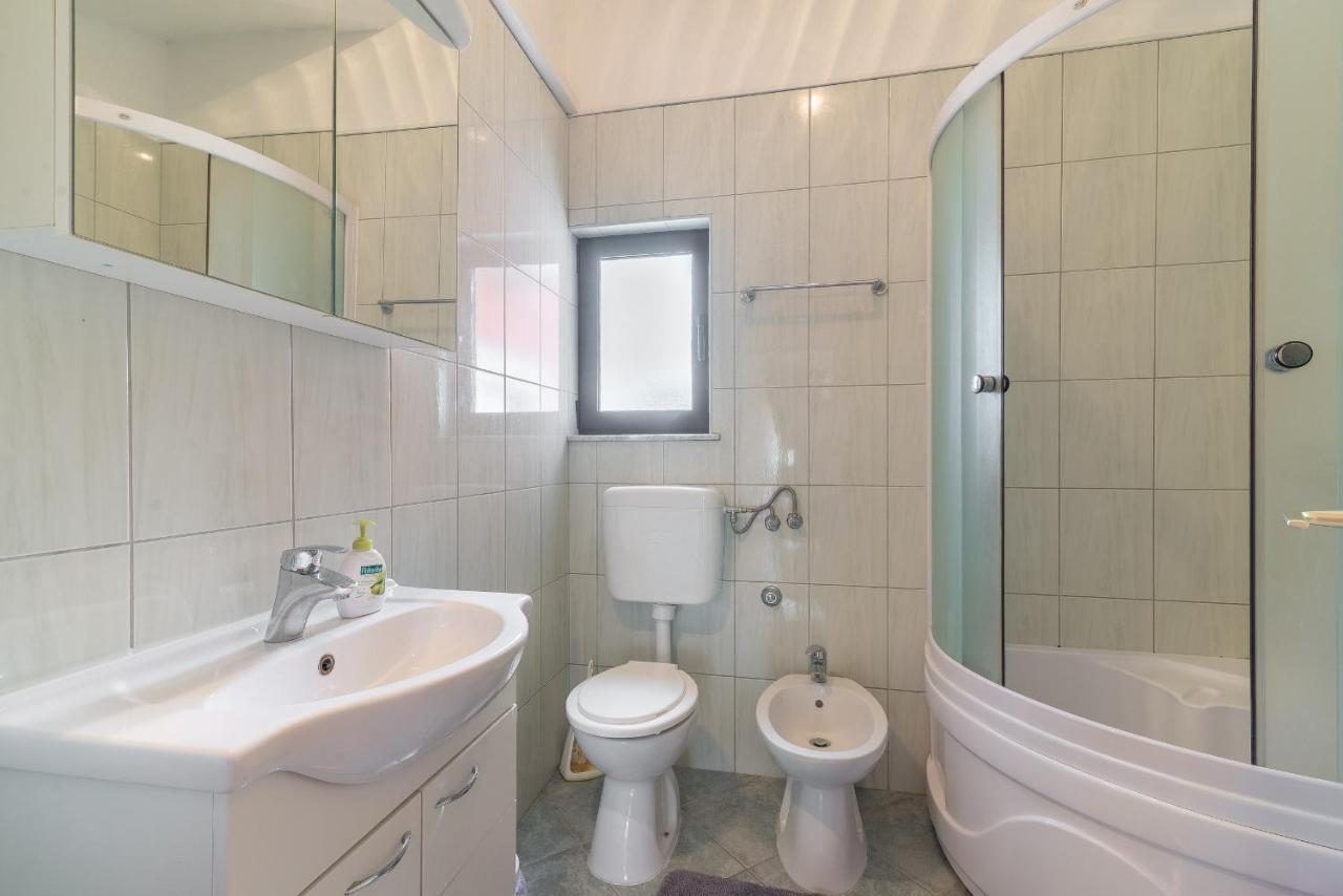 Apartments Puskaric Вир Экстерьер фото
